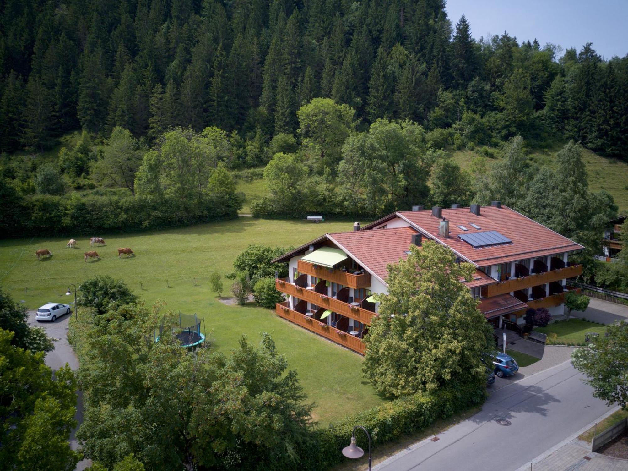 Appartement-Hotel Happy Kienberg Pfronten Exterior foto